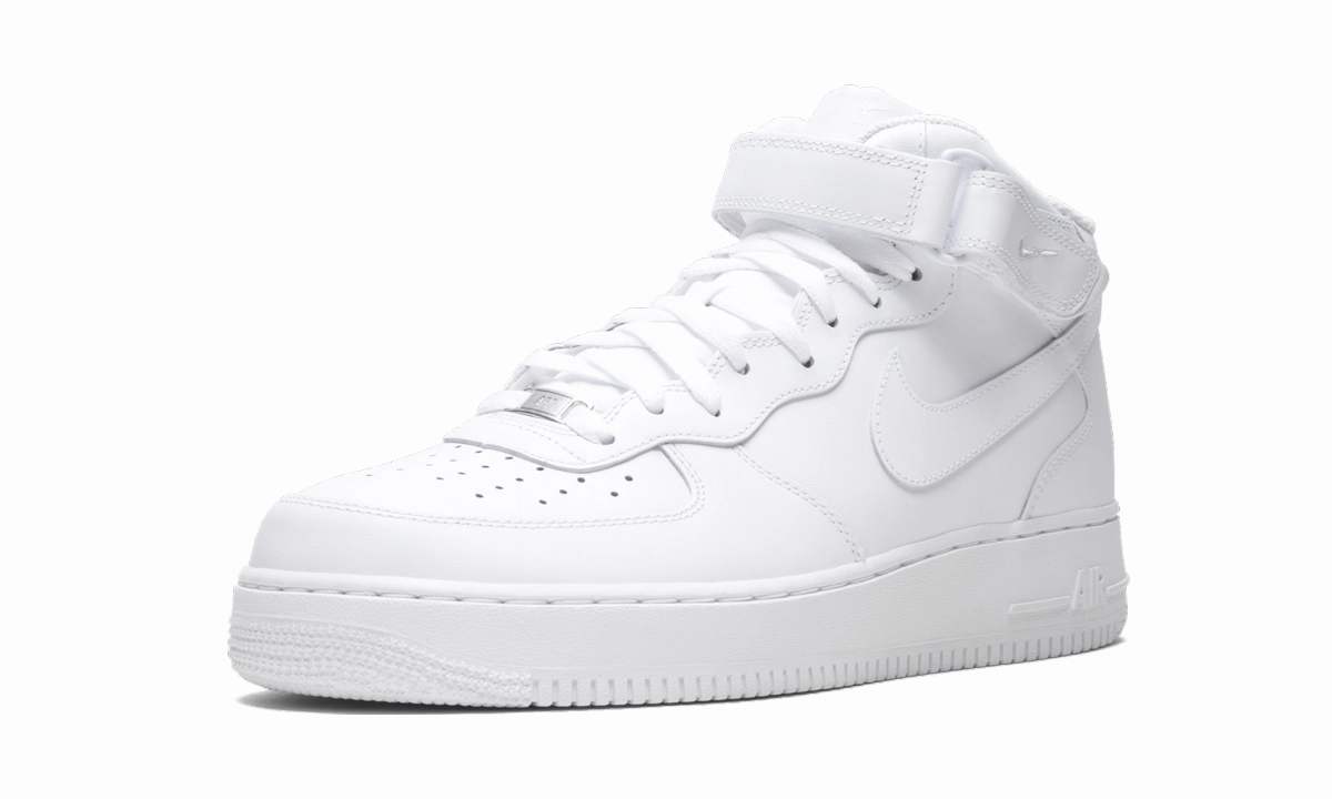 Casual Support Air Force 1 Mid 07 "White on White"