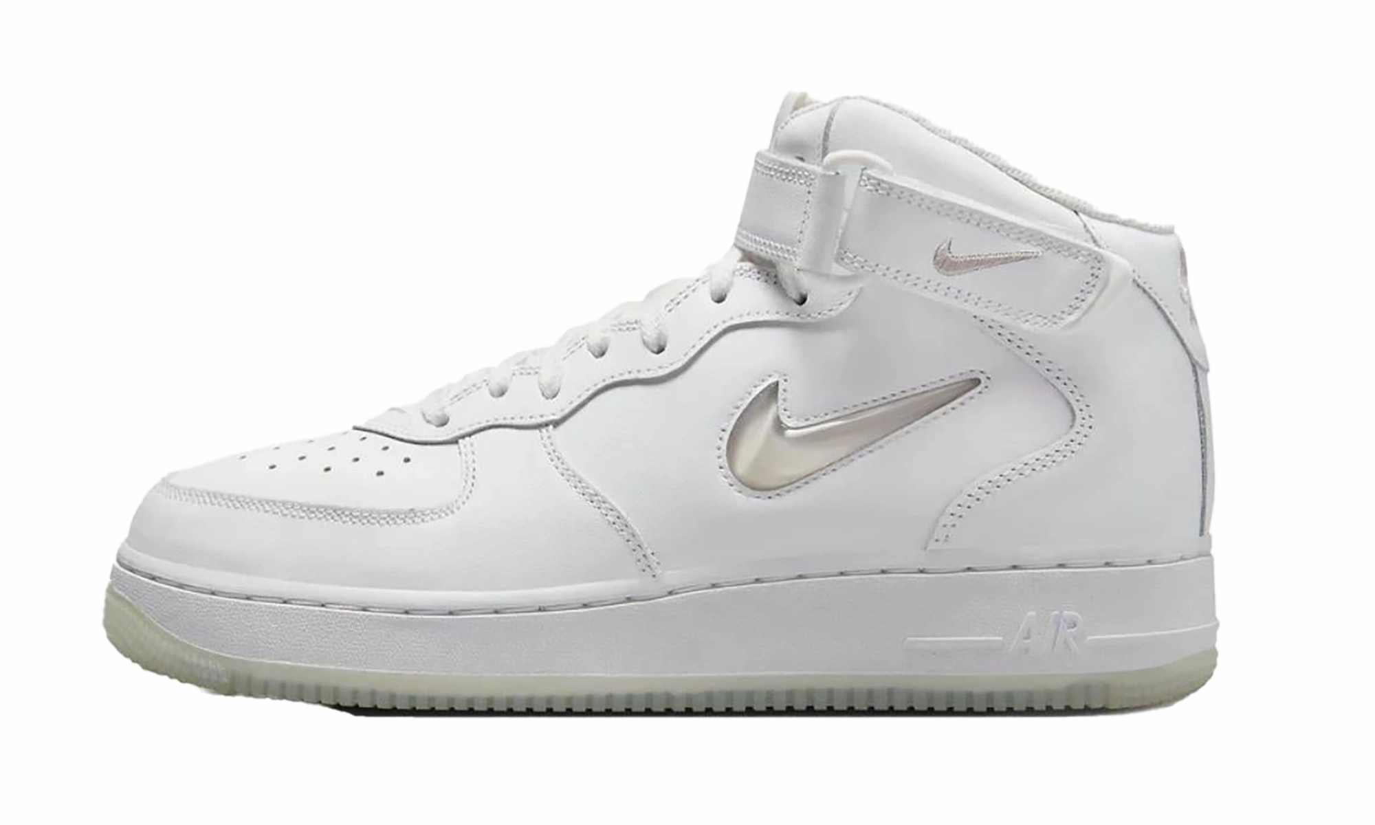 Long Travel Air Force 1 Mid '07 "Color of the Month Summit White"