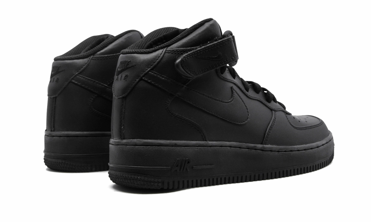 Air Force 1 Mid GS "Triple Black" Smart Edge