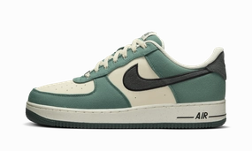 Air Force 1 "Notebook Doodle" Travel Light
