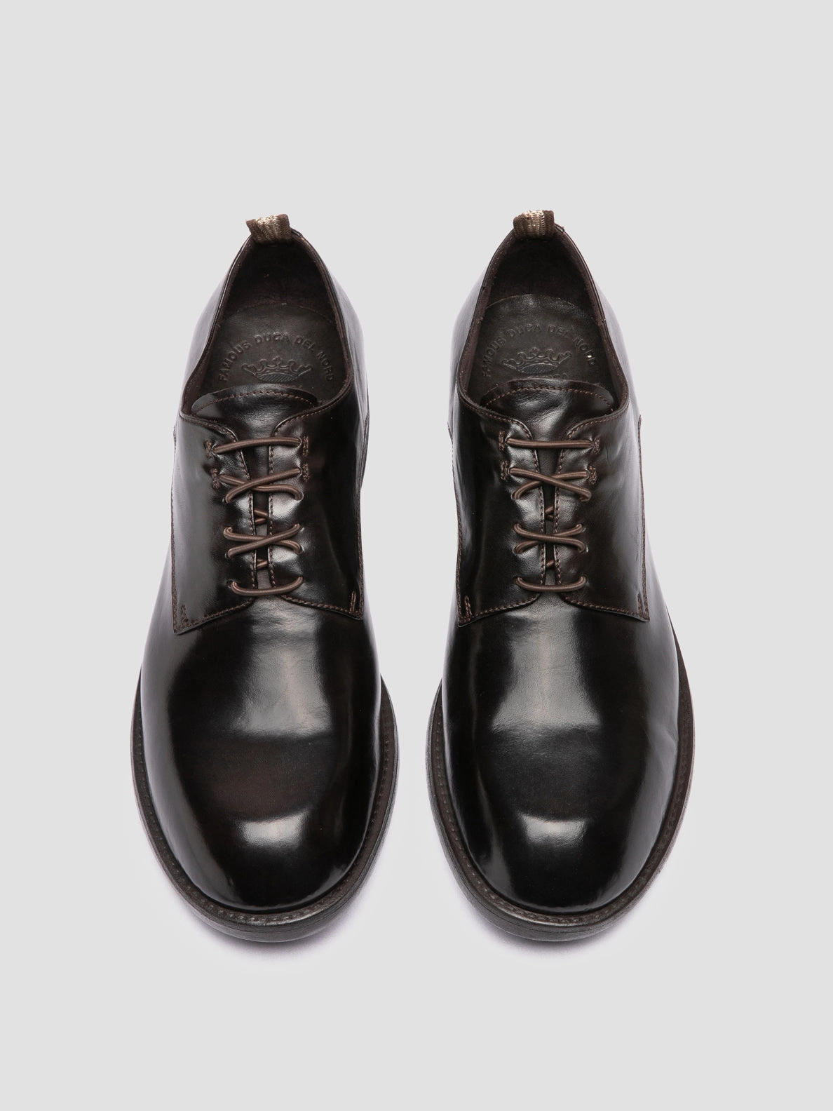 DIARY 009 - Brown Leather Derby Shoes On The Move