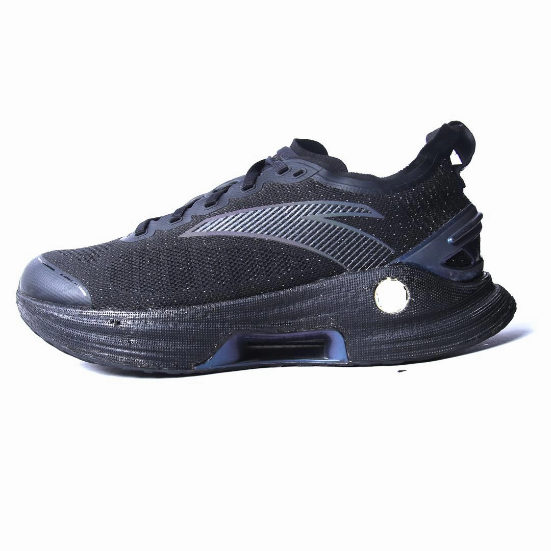 non - perforated shoes ANTA .