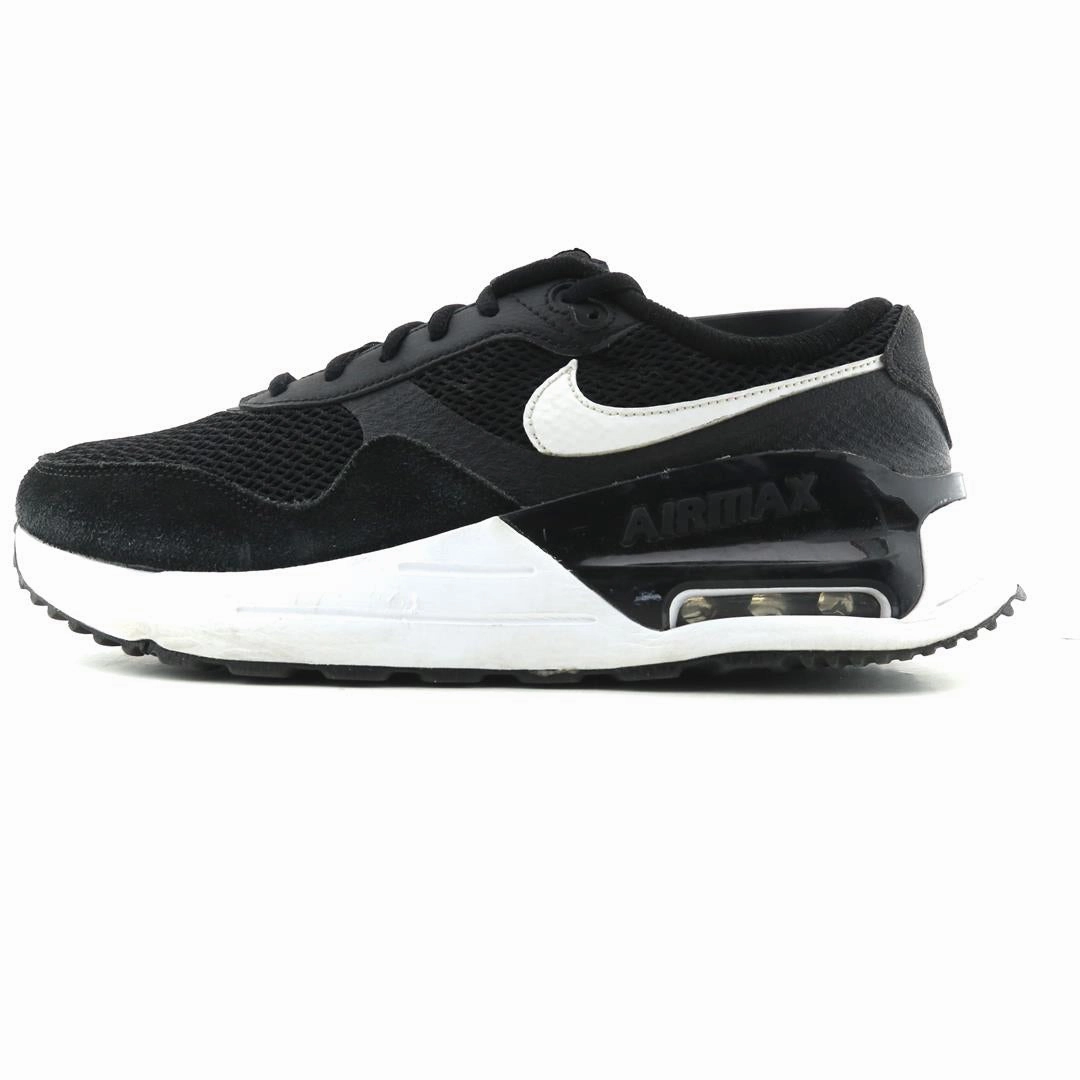 running stride NIKE AIR MAX SYSTM
