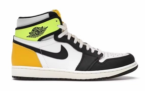 Jordan 1 Retro High White Black Volt University Gold Seamless construction