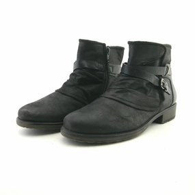 Classic Comfort BARETRAPS SELYNA