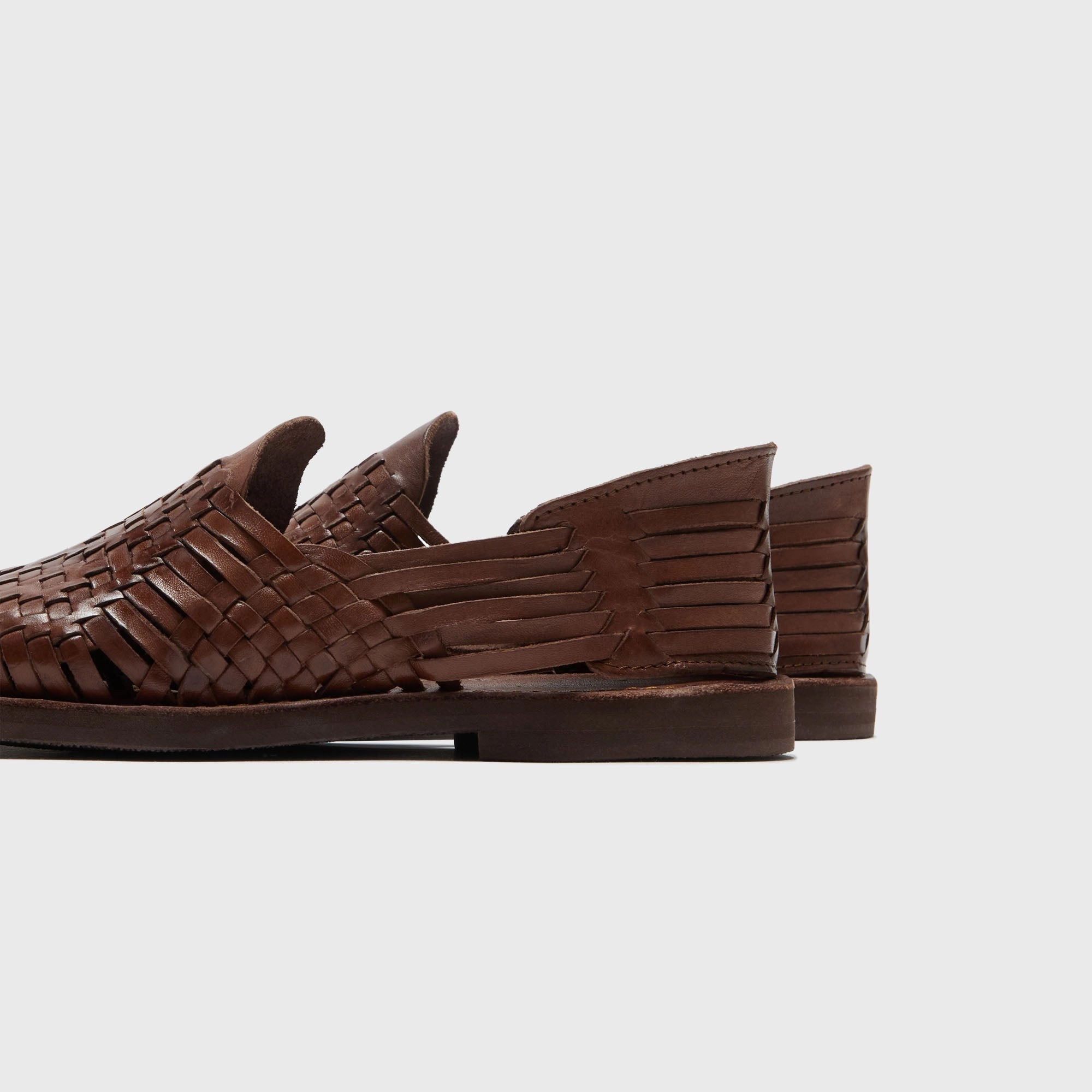 tailored look Wind Safe Chamula Rio Grande Sandal - Brown