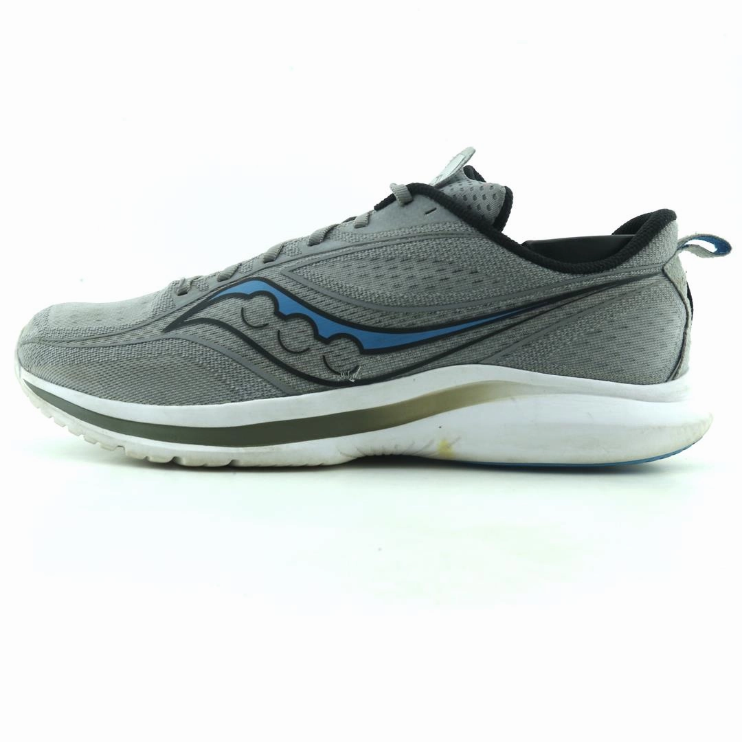 solo running shoes SAUCONY KINVARA 13
