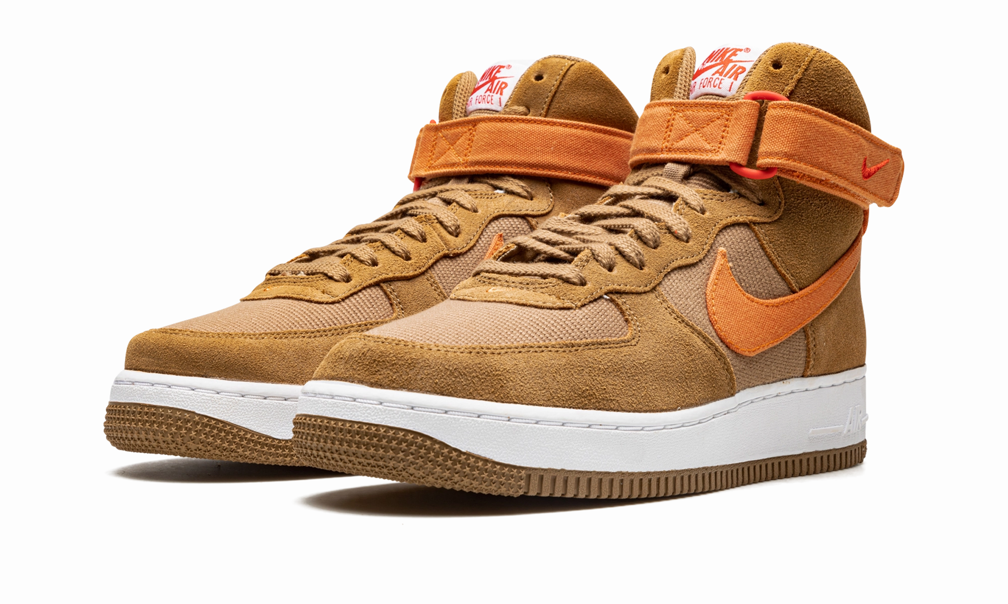 Classic Lines suede upper Air Force 1 High '07 LX