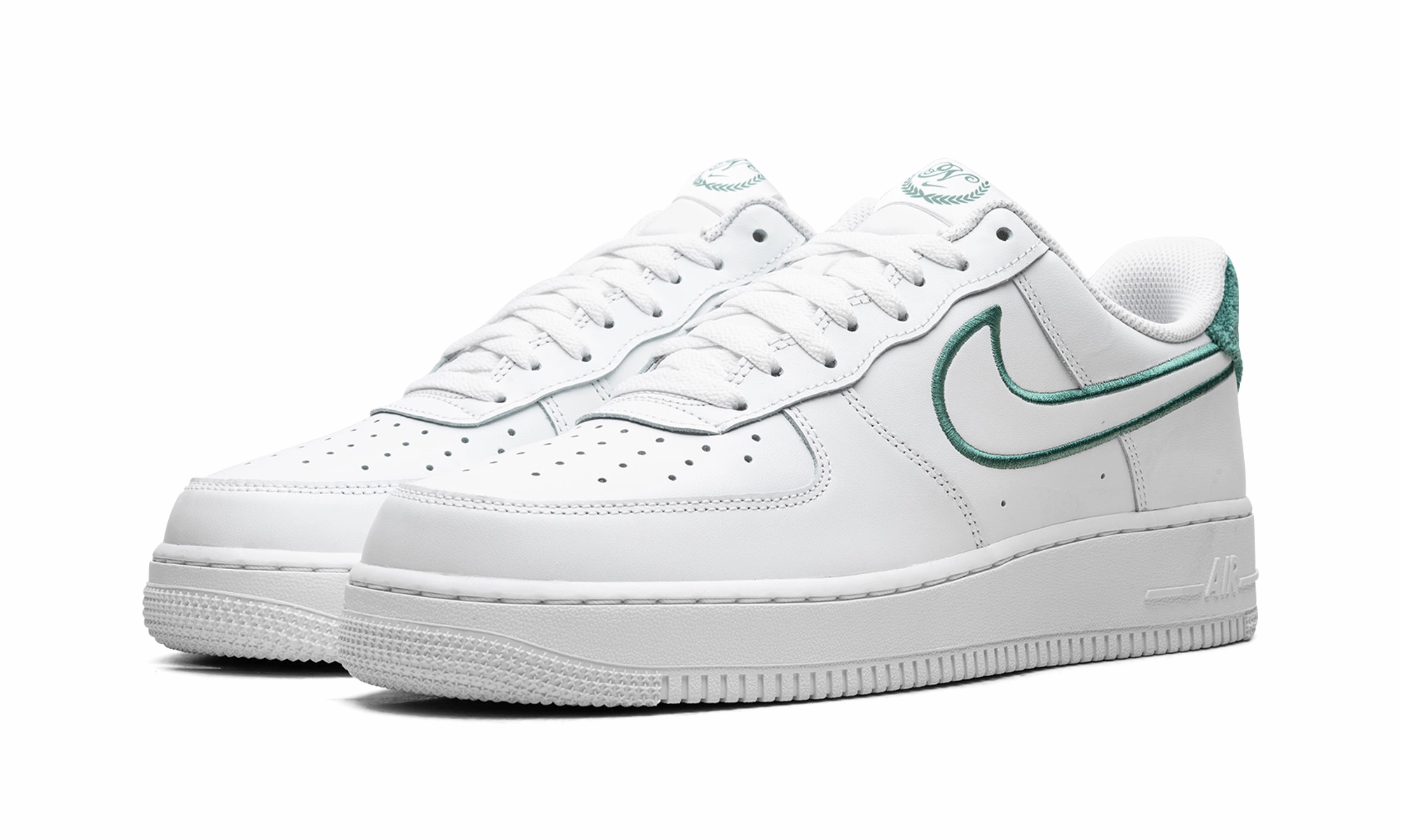 Air Force 1 "Resort and Sport" Guide Hike