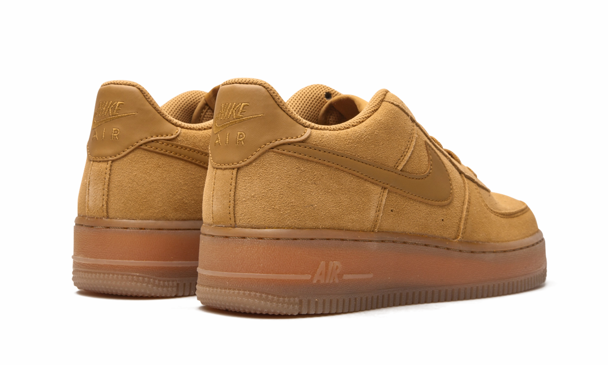 Air Force 1 Low LV8 GS "Wheat" Unisex Look