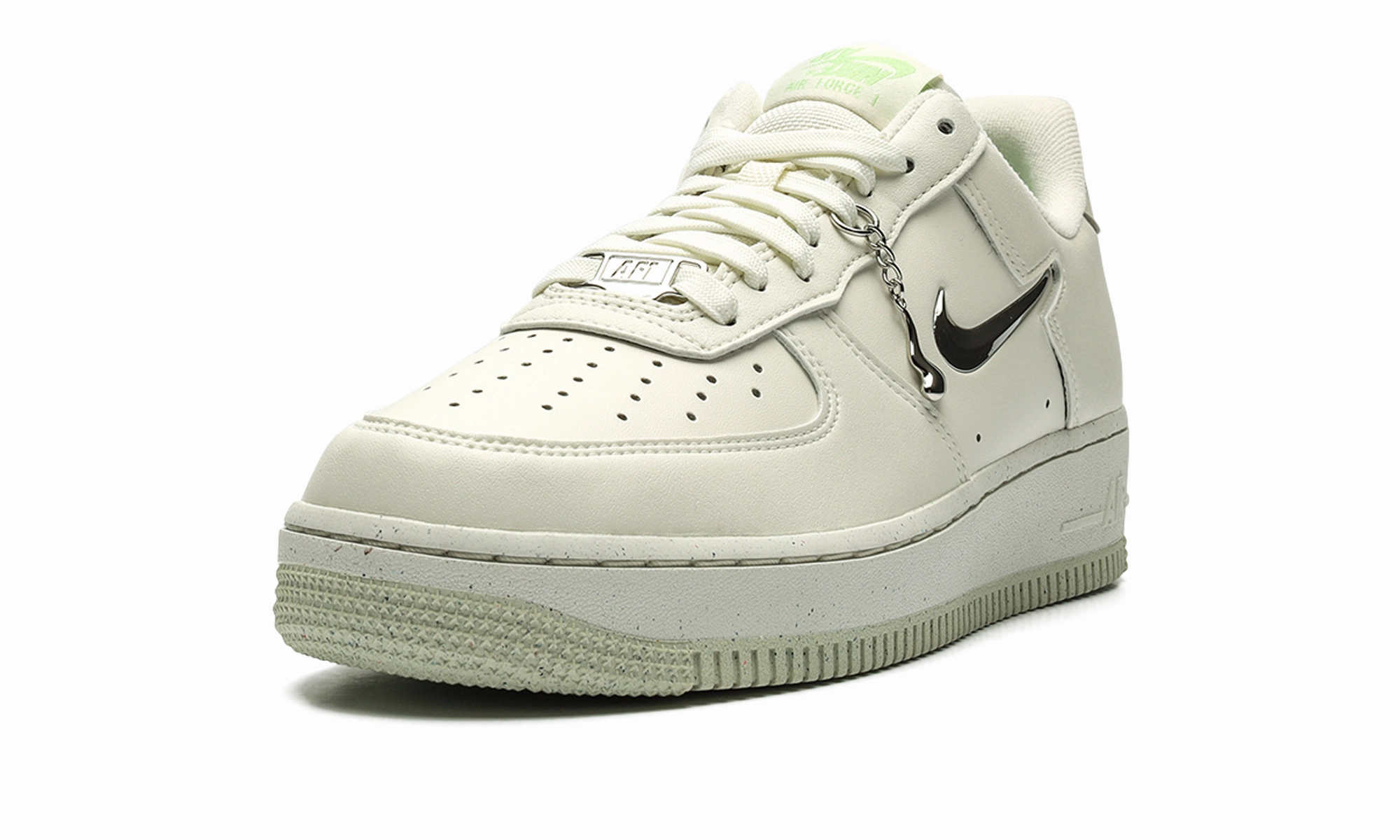 Suede Warm Foot Shape Air Force 1 '07 Next Nature SE WMNS "Liquid Metal"