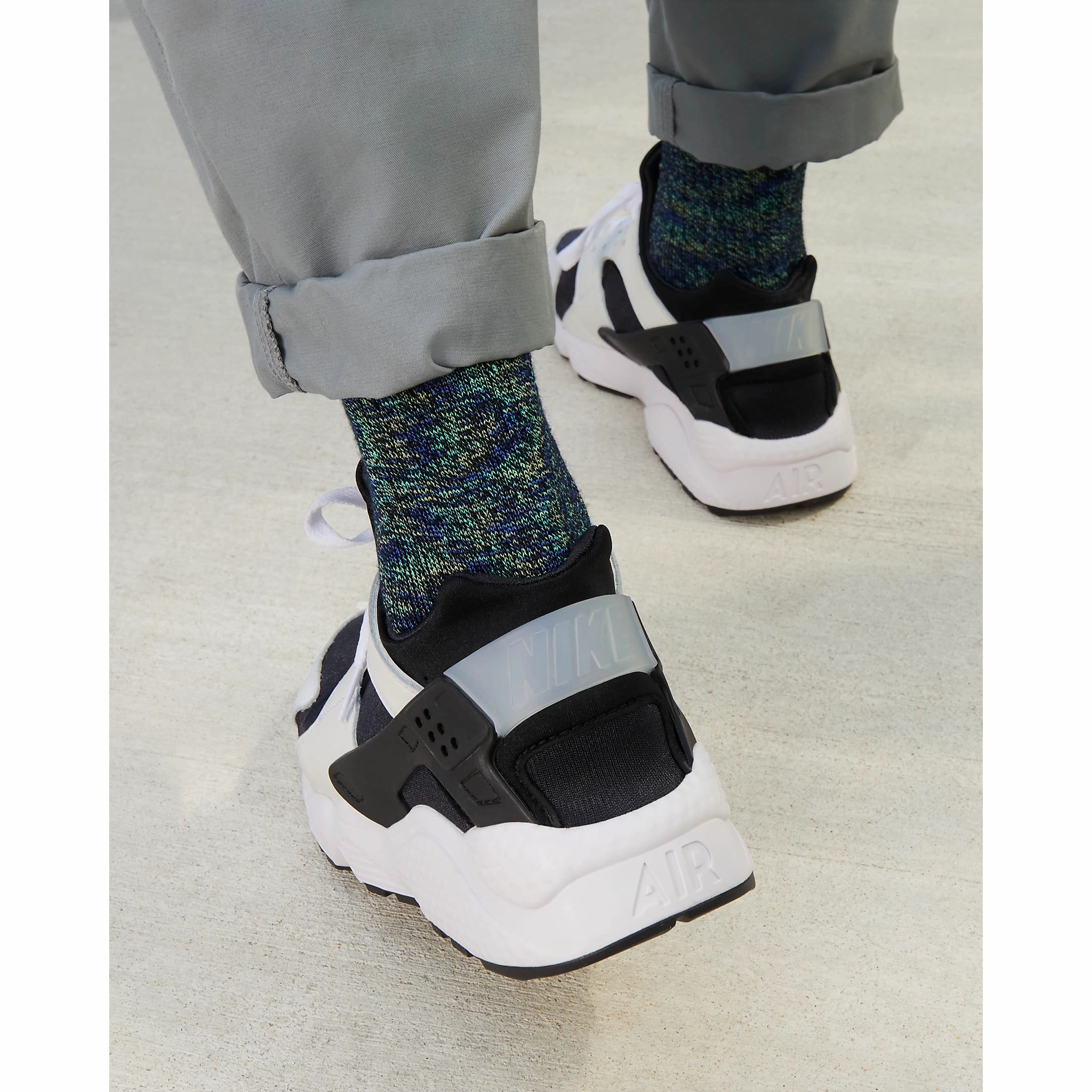 Nike Unisex Air Huarache Shoes - Black / White Impact Dispersion Layers anti slip grip