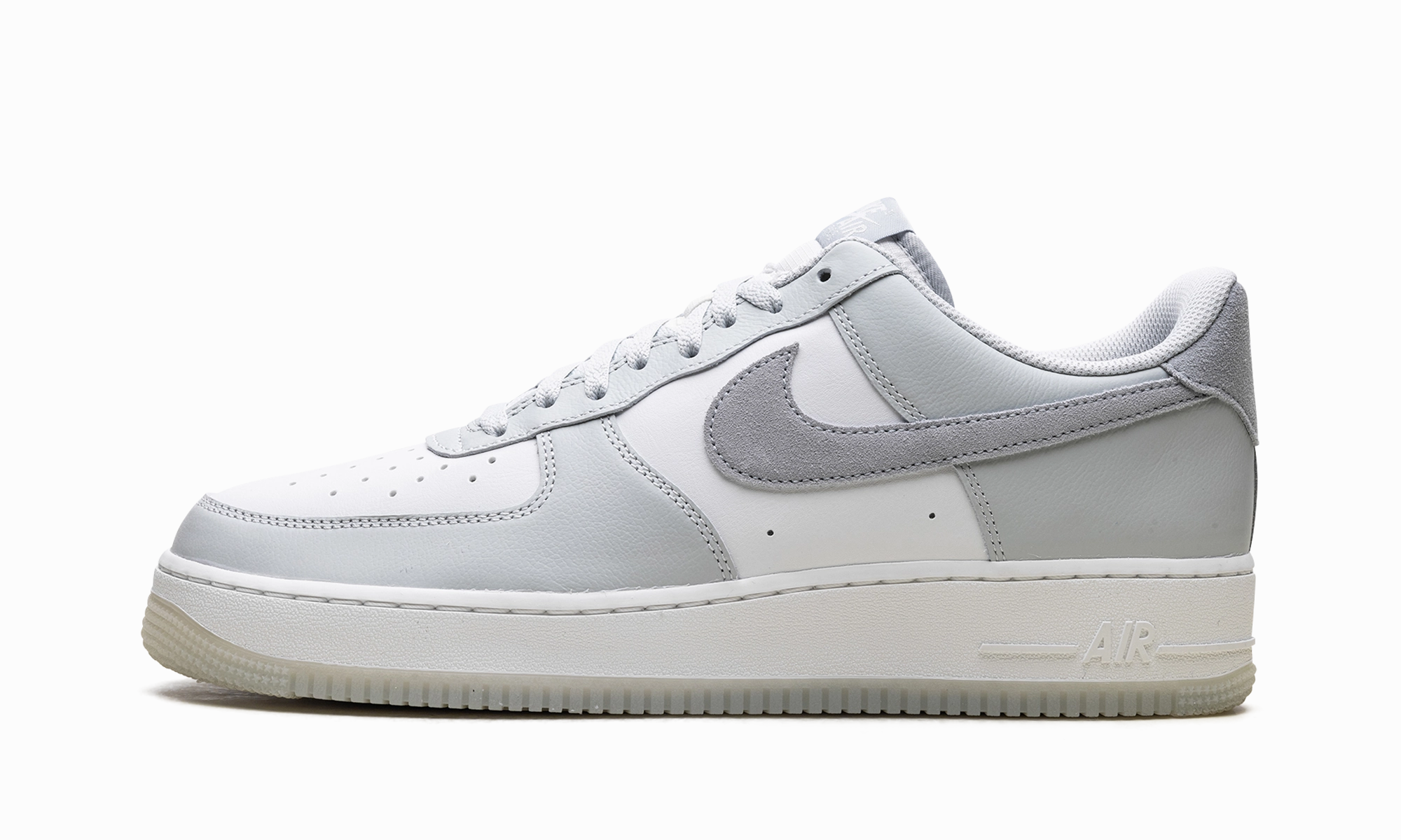 Comfortable Outsole Low noise Air Force 1 '07 LV8 "Grey"