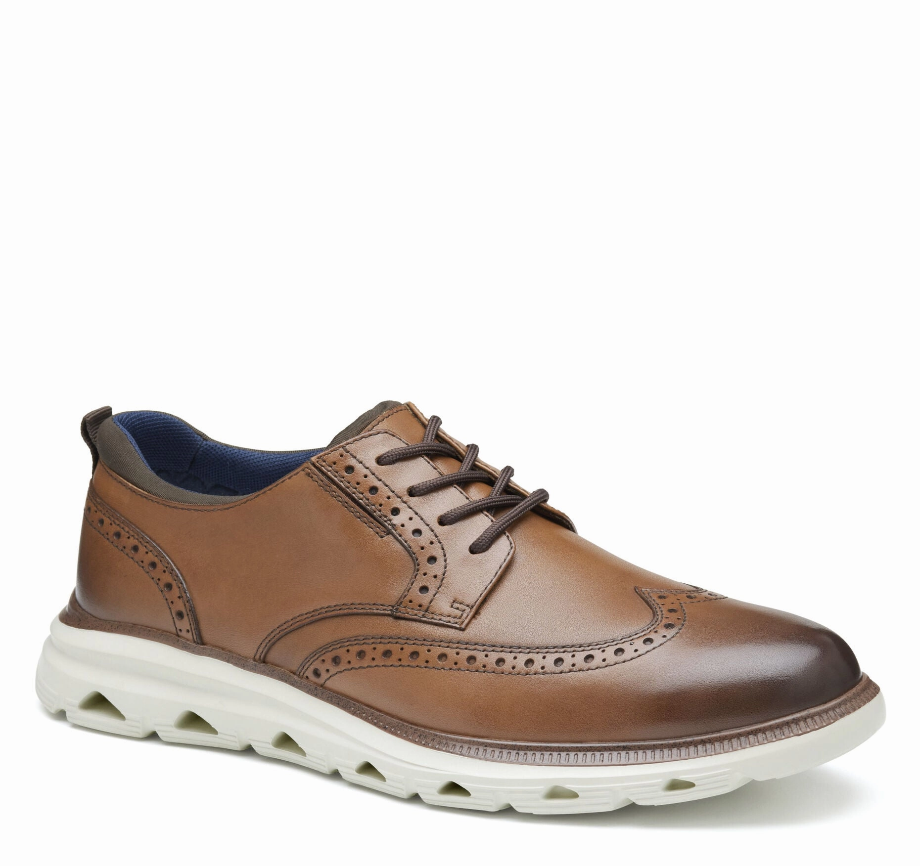 Elegant Finish Johnston & Murphy Men's Jenkins Wingtip  Shoe