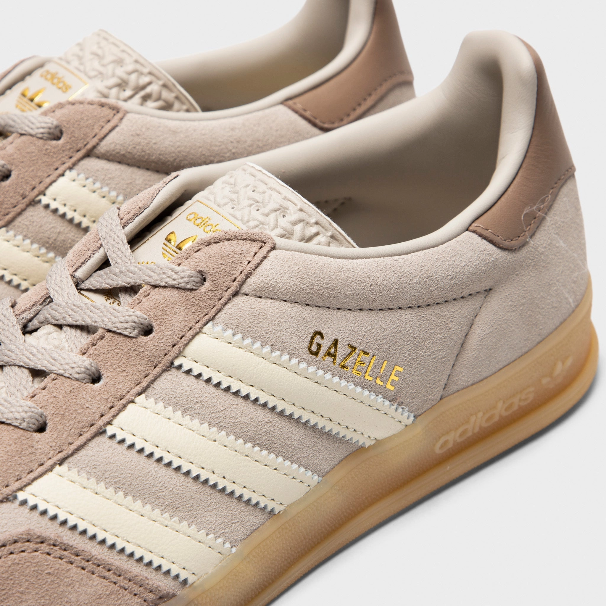 Sport Fit adidas Women's Gazelle Light Brown / Off White - Gum