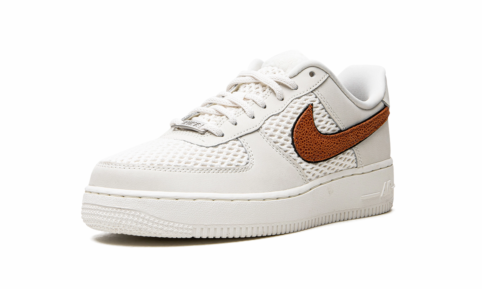 AIR FORCE 1 LO MNS WMNS "Basketball" Leap Step