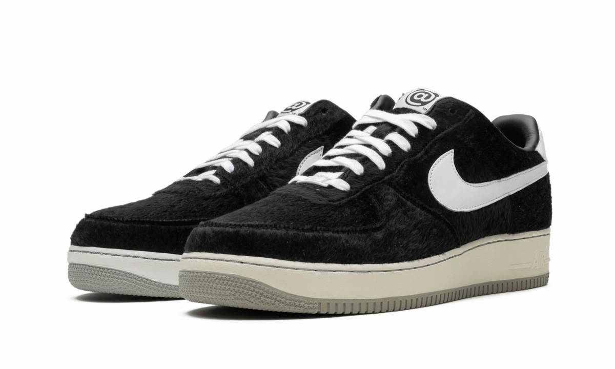 Pause Step Air Force 1 Low PRM TZ "BearBricks"