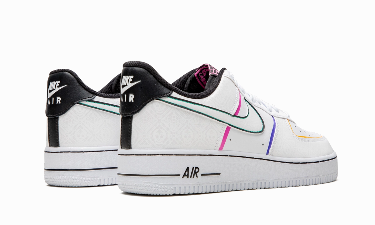 Flexible   outsole Stay Light Air Force 1 '07 PRM "Day of the Dead"