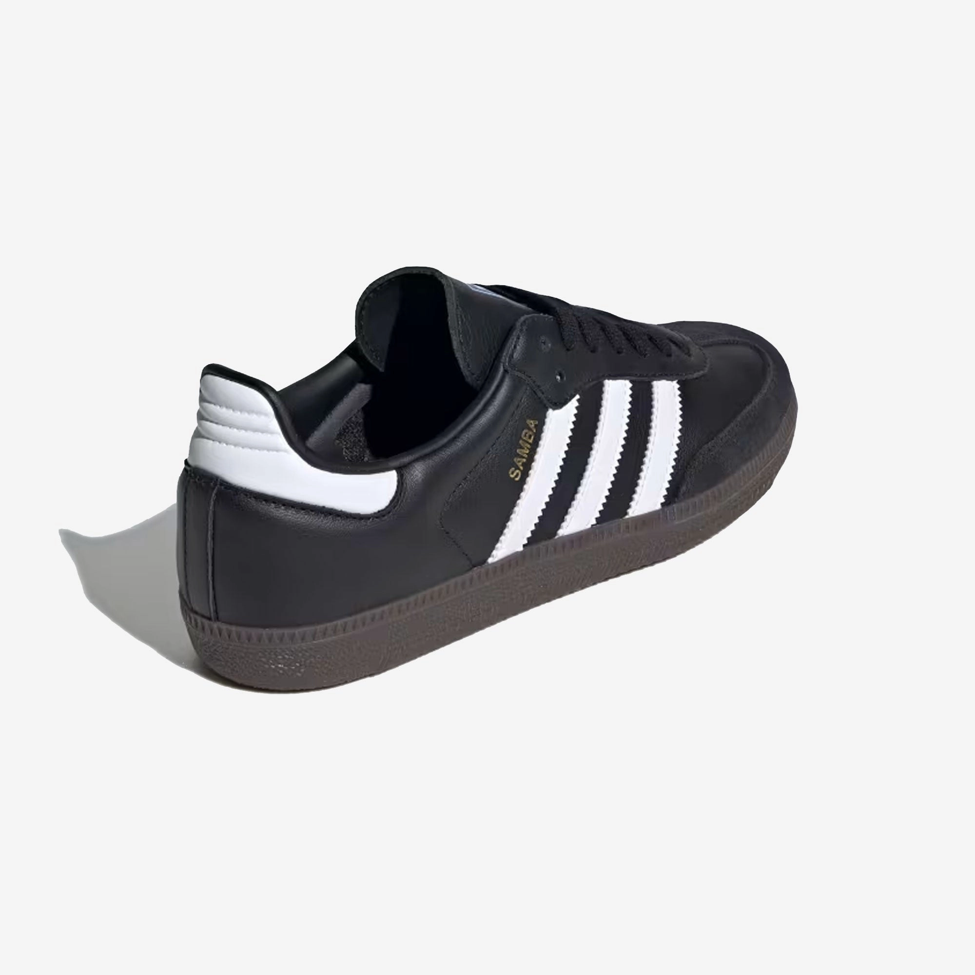 ADIDAS ORIGINALS | SAMBA OG { CORE BLACK\CLOUD WHITE Sporty Look