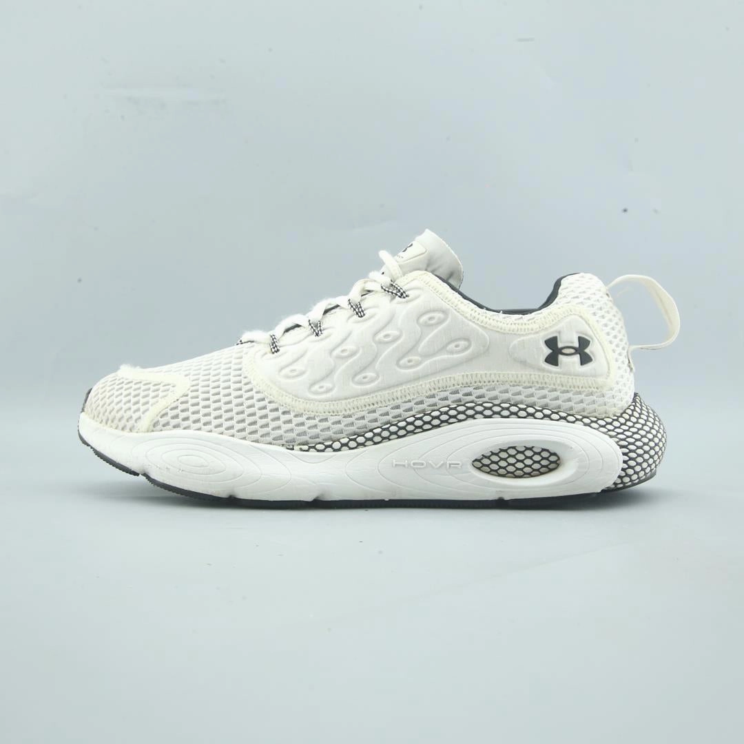 UNDER ARMOUR HOVR? REVENANT Pressure Dispersing improve traction