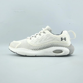 UNDER ARMOUR HOVR? REVENANT Pressure Dispersing improve traction