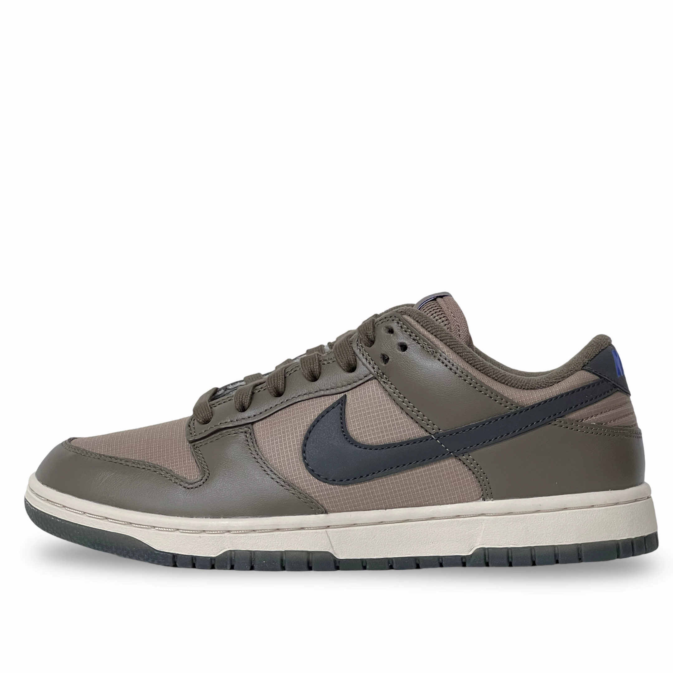 WMNS Nike Dunk Low Ironstone Mink Brown Casual Appeal