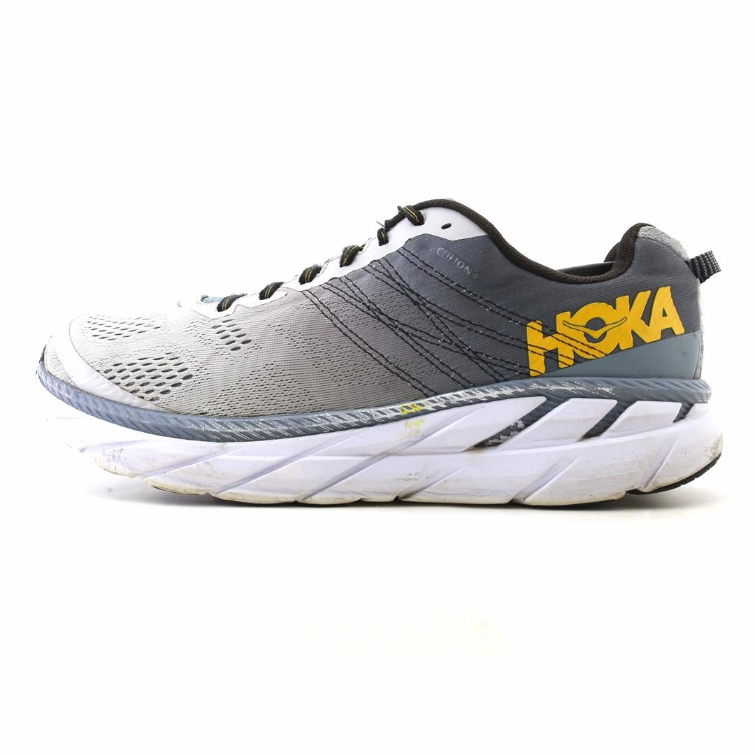 running for a way to stay true to oneself Torsion Rigidity System HOKA ONE ONE CLIFTON 6