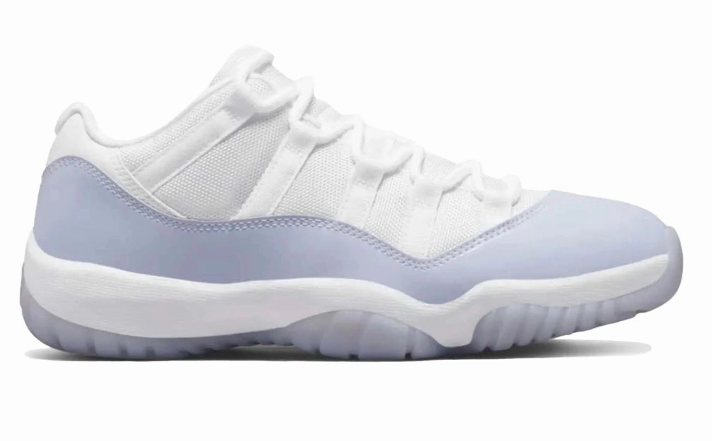 Jordan 11 Retro Low Pure Violet (W) Support frame Enhanced Traction