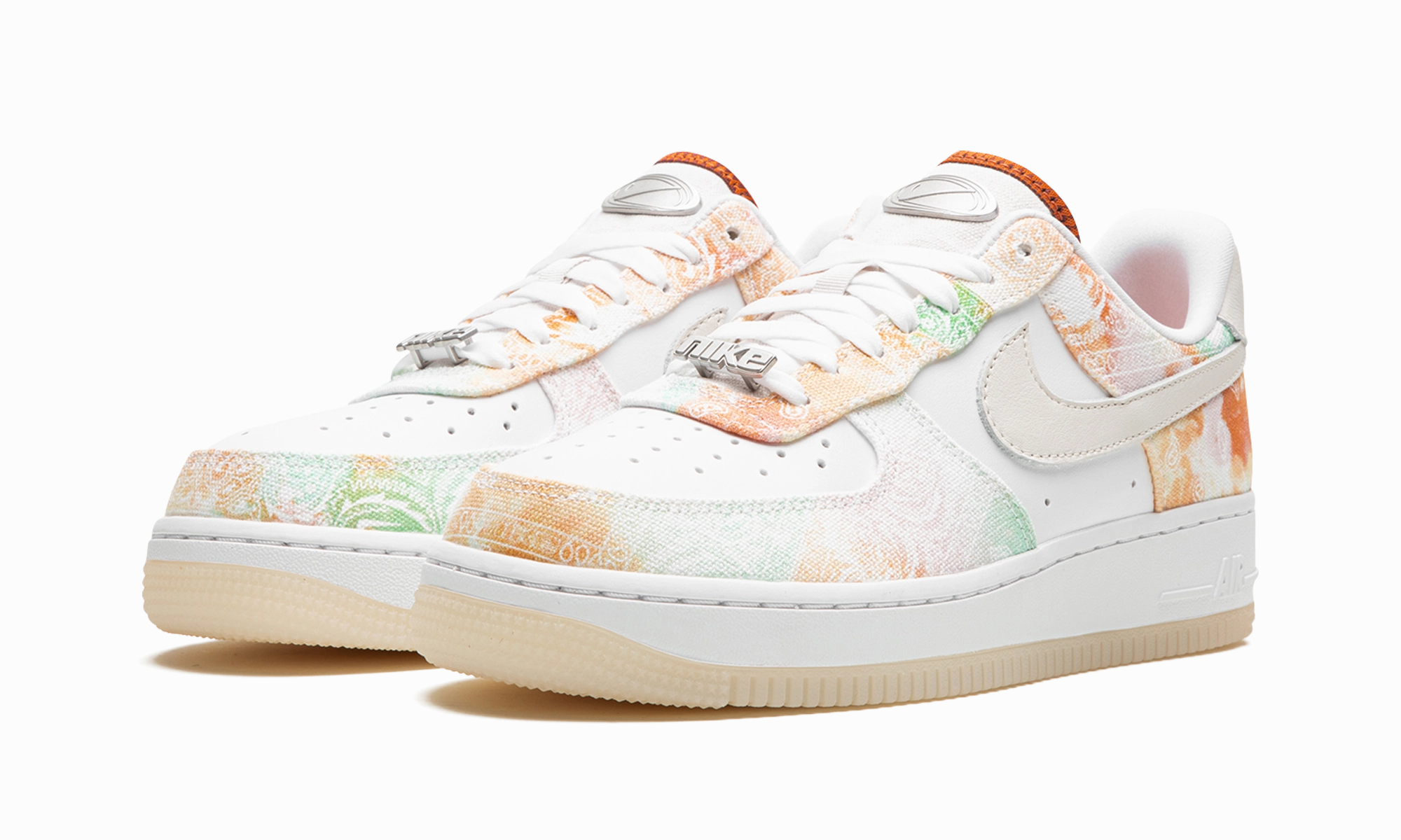 Multi Density Traction Explore More AIR FORCE 1 LO WMNS "Pastel Paisley"