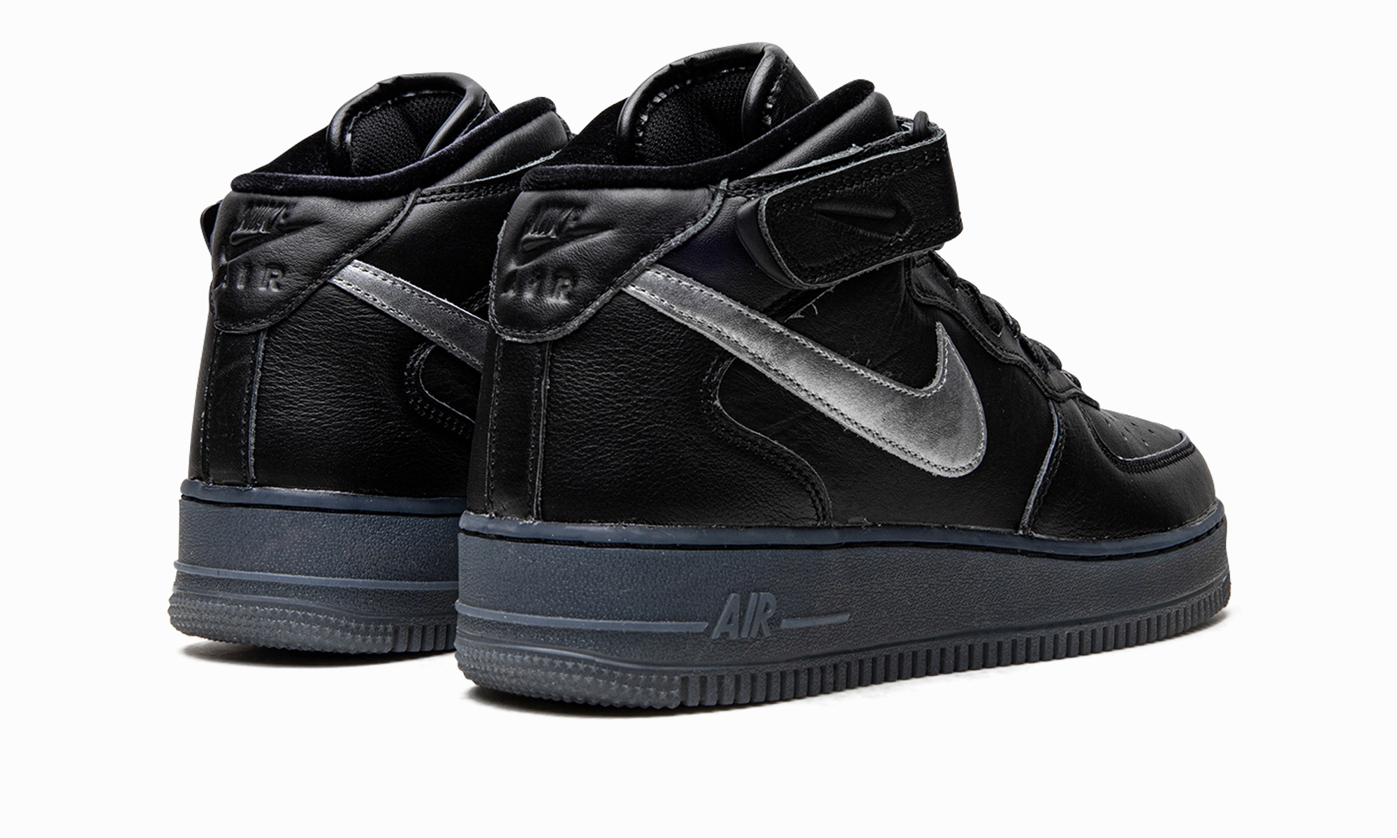 On-The-Go Air Force 1 Mid "Black / Metallic Silver"