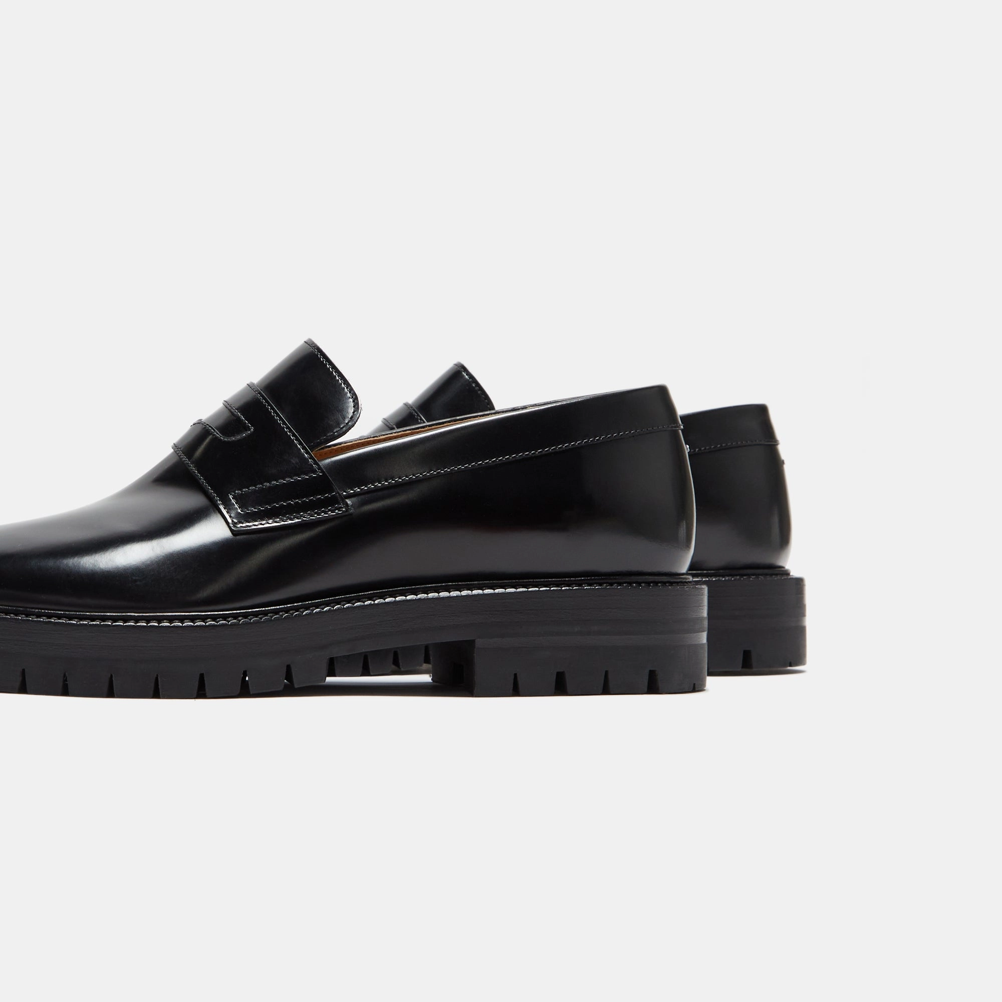 Maison Margiela Tabi County Loafer - Black Jewelry Launch