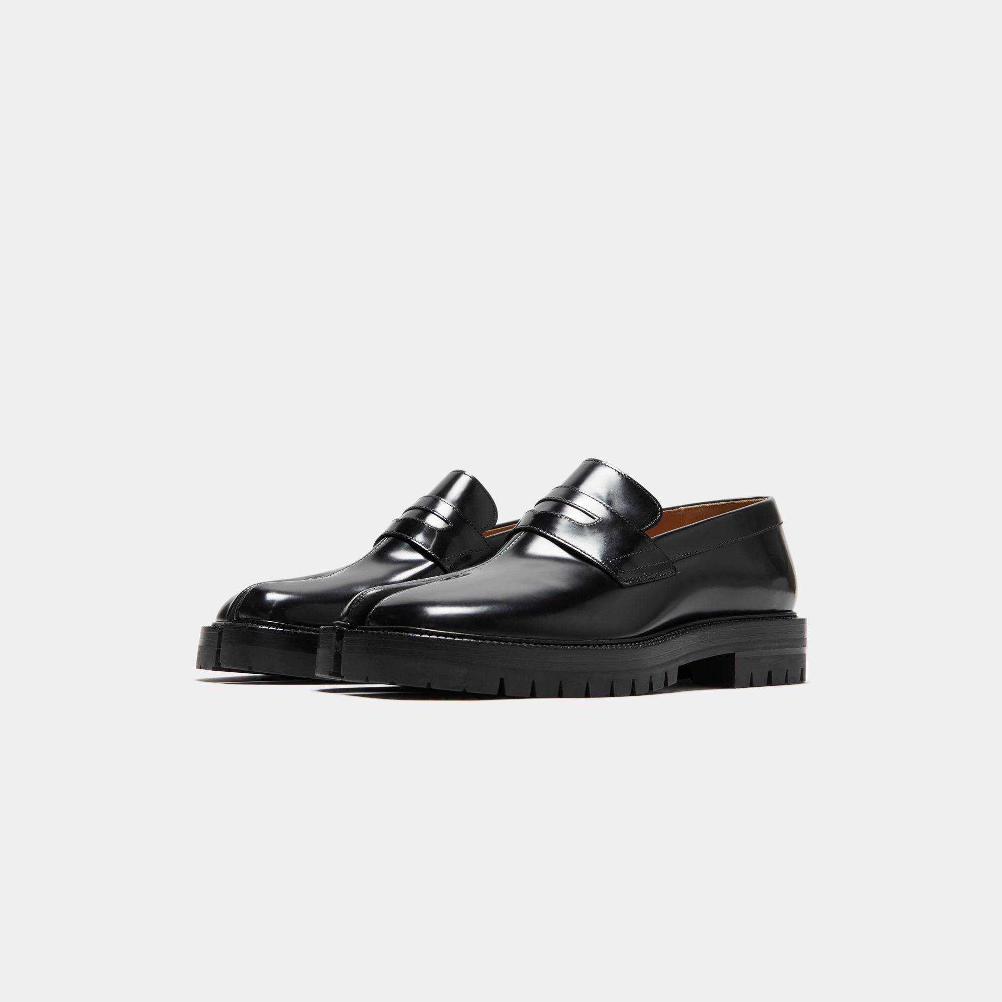 Maison Margiela Tabi County Loafer - Black Elegant Appearance Anatomical Toe Shape