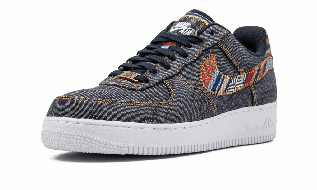 Student wear Durable Walk Air Force 1 07 LV8