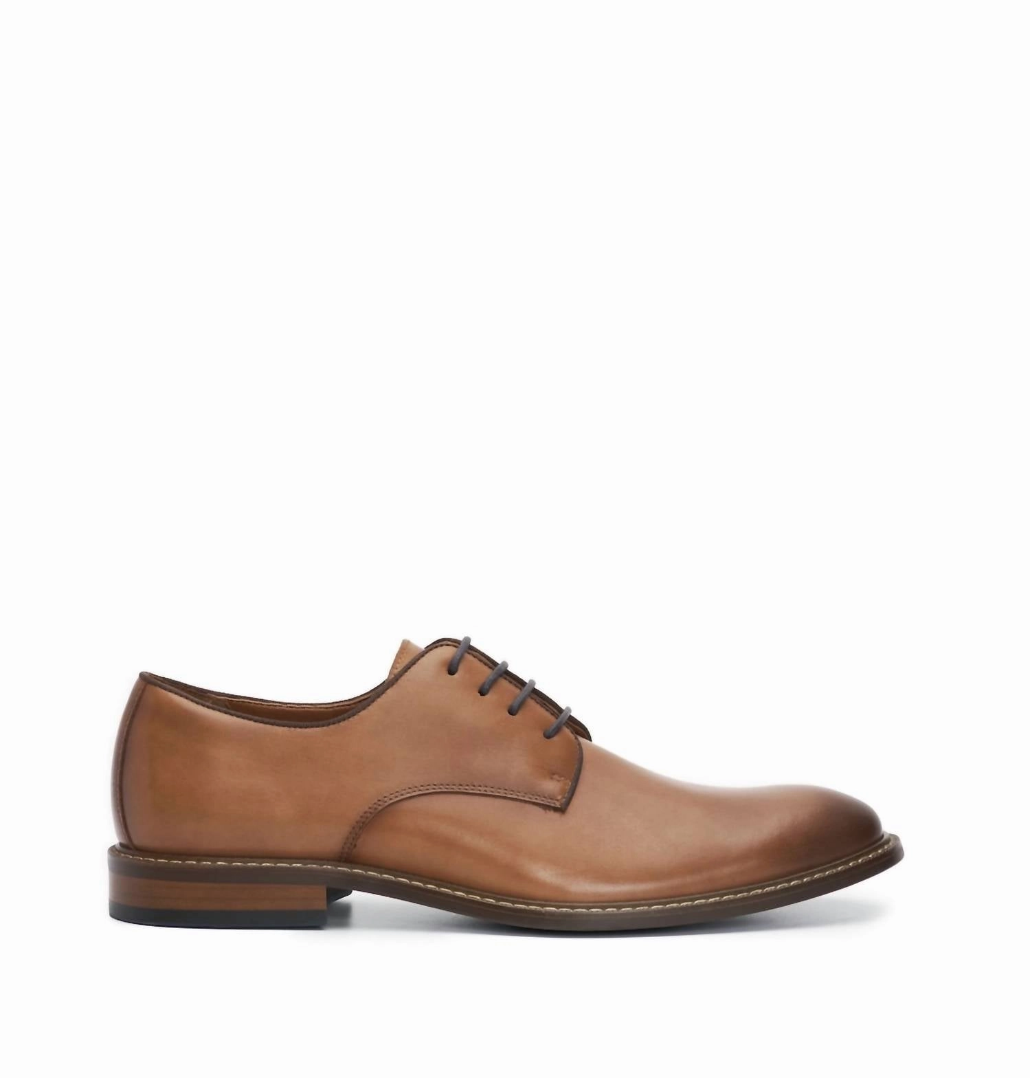 Men's Lyre Derby Shoes In Cognac Matching Oxfords Sleek Design Team Meeting