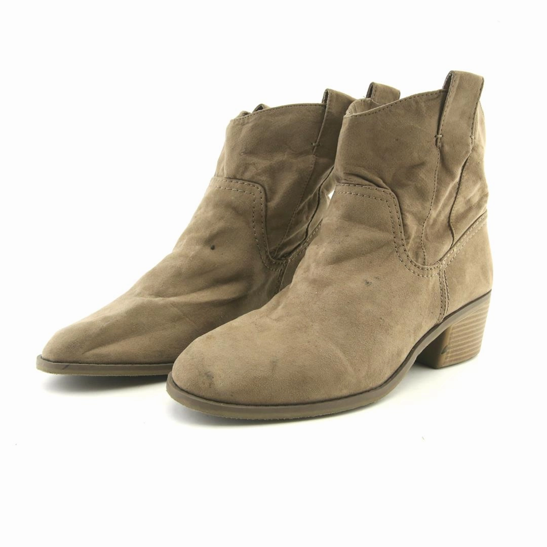 Shock Diffusing Heel Adjustable Gusset Design MERONA .