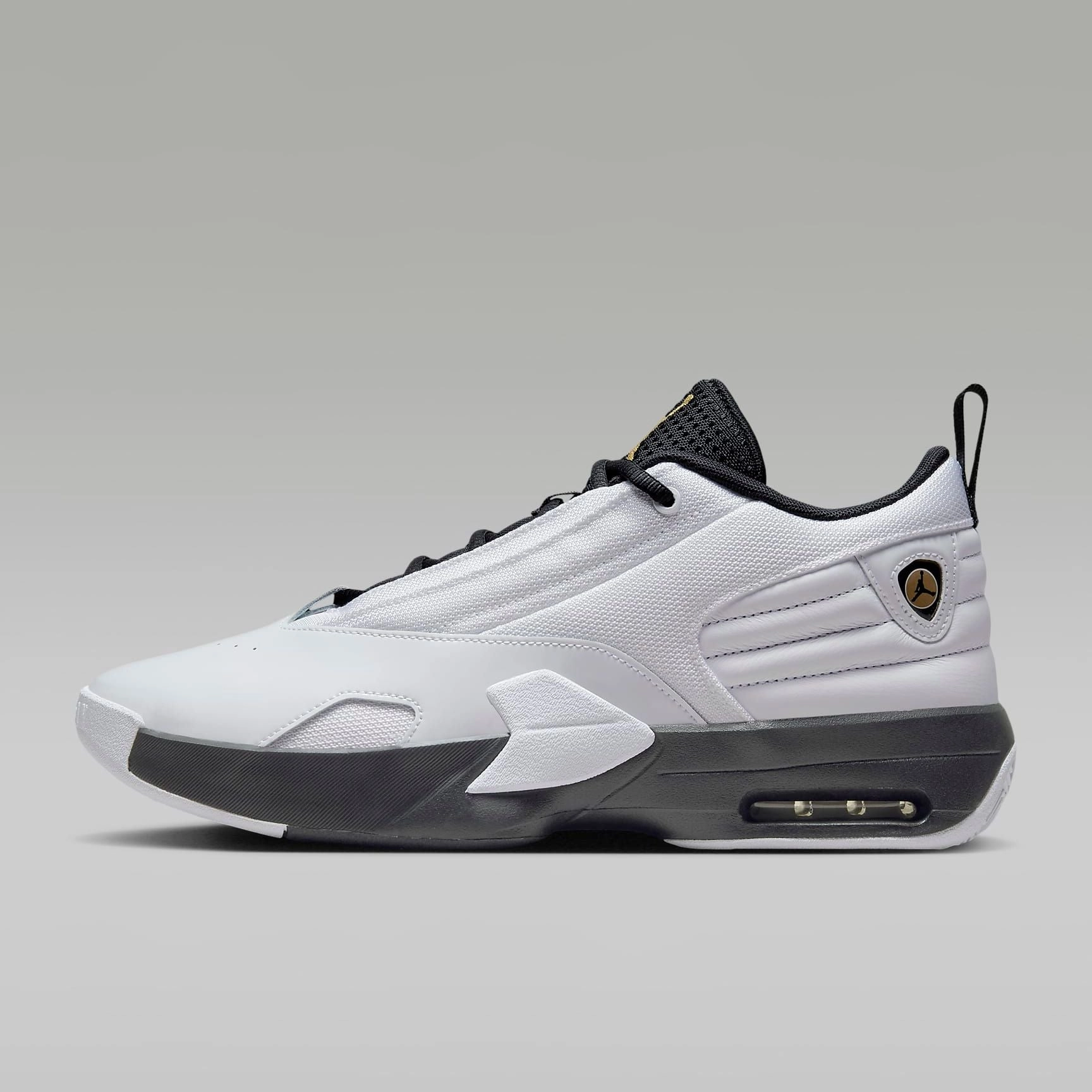 Light Arch Nike Men's Jordan Max Aura 6 Shoes - White / Black / Metallic Gold