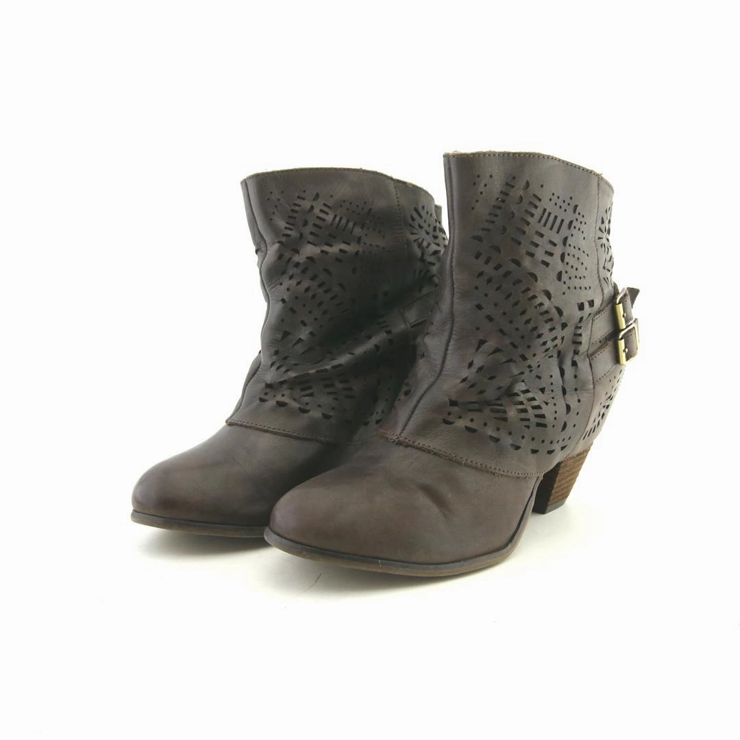 NAUGHTY MONKEY . Hill Climb Quality Design