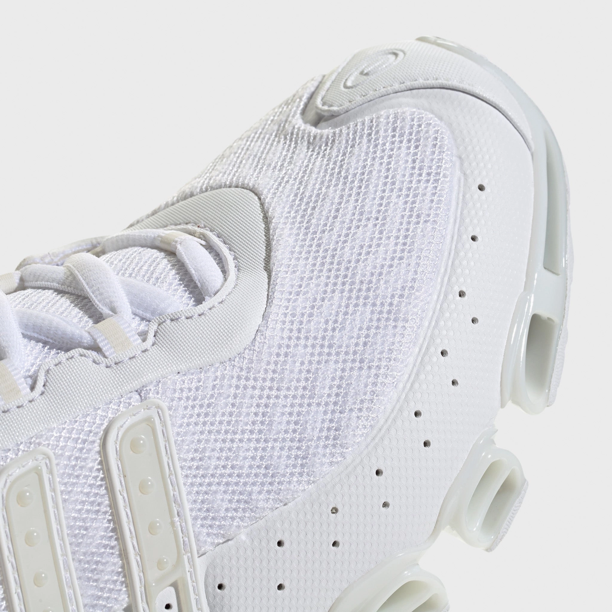 adidas Megaride White / White - Grey One Vertical Flex Channel Iconic look