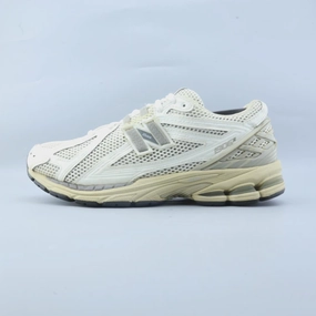 stretchy upper shoes NEW BALANCE 1906R