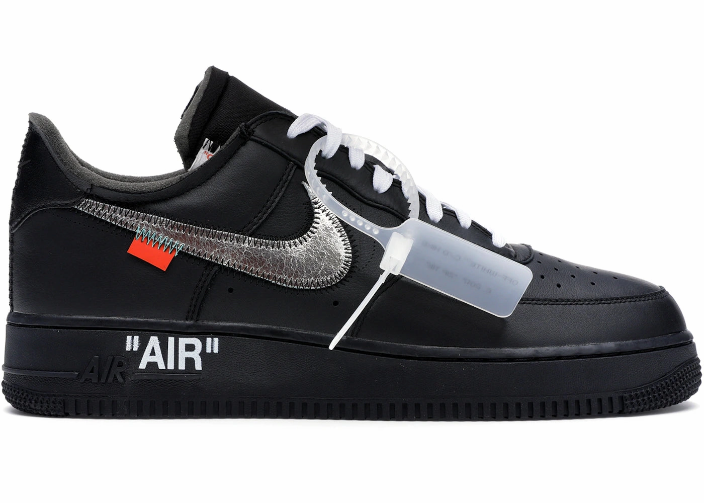 Light Ride Nike Air Force 1 Low '07 Off-White Moma (With Socks)