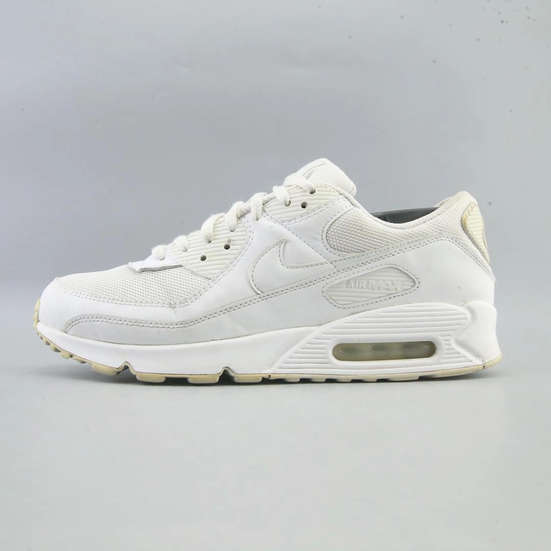 NIKE AIR MAX 90 Toe box space running with watch shoes