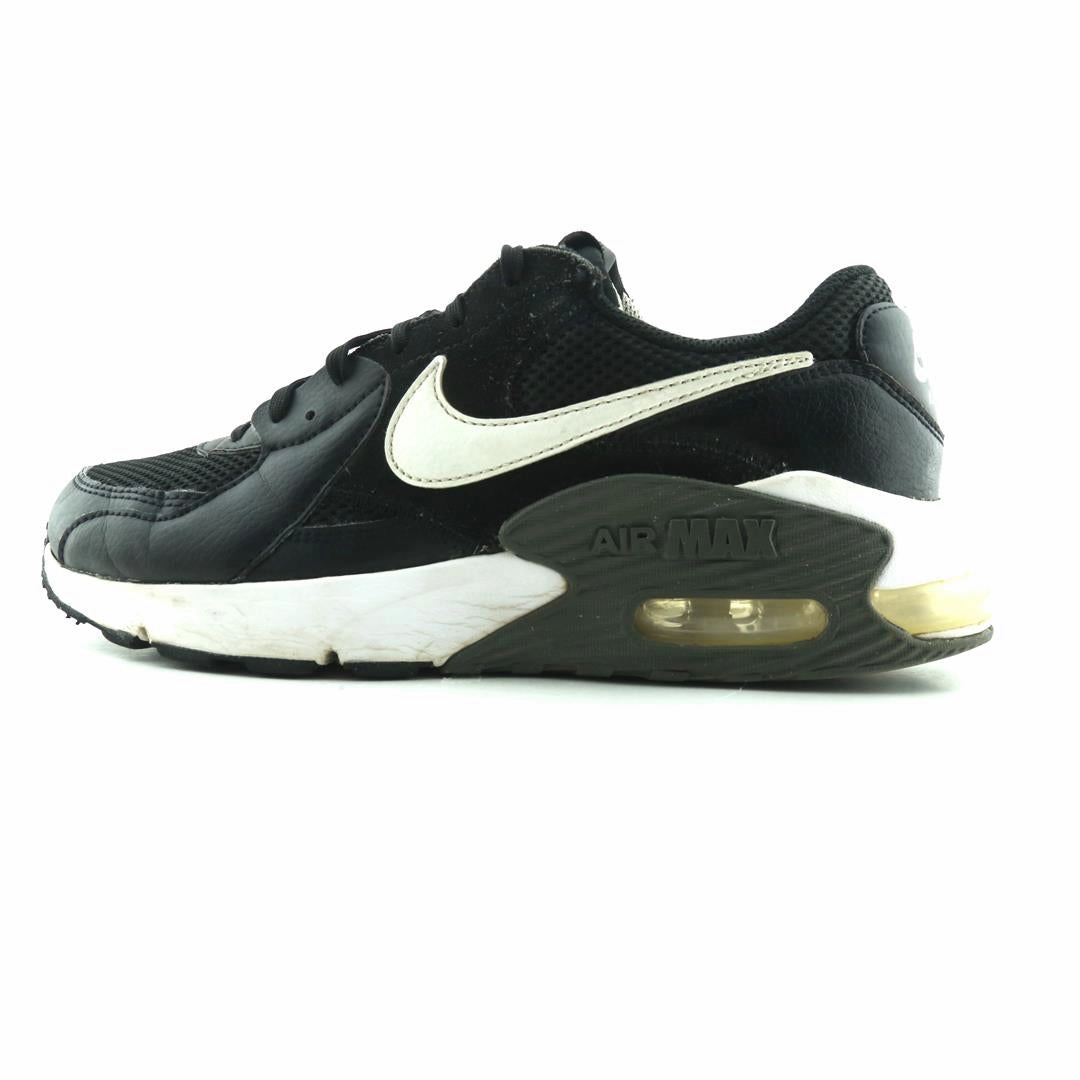 NIKE AIR MAX EXCEE Gym workout Kevlar Reinforced Threading