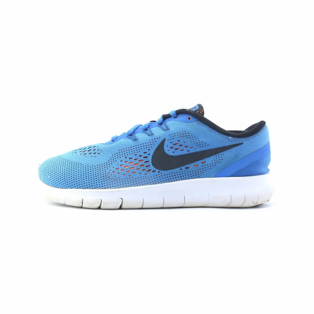 wide - fit running gear running shoes for professional male runners NIKE FREE RN