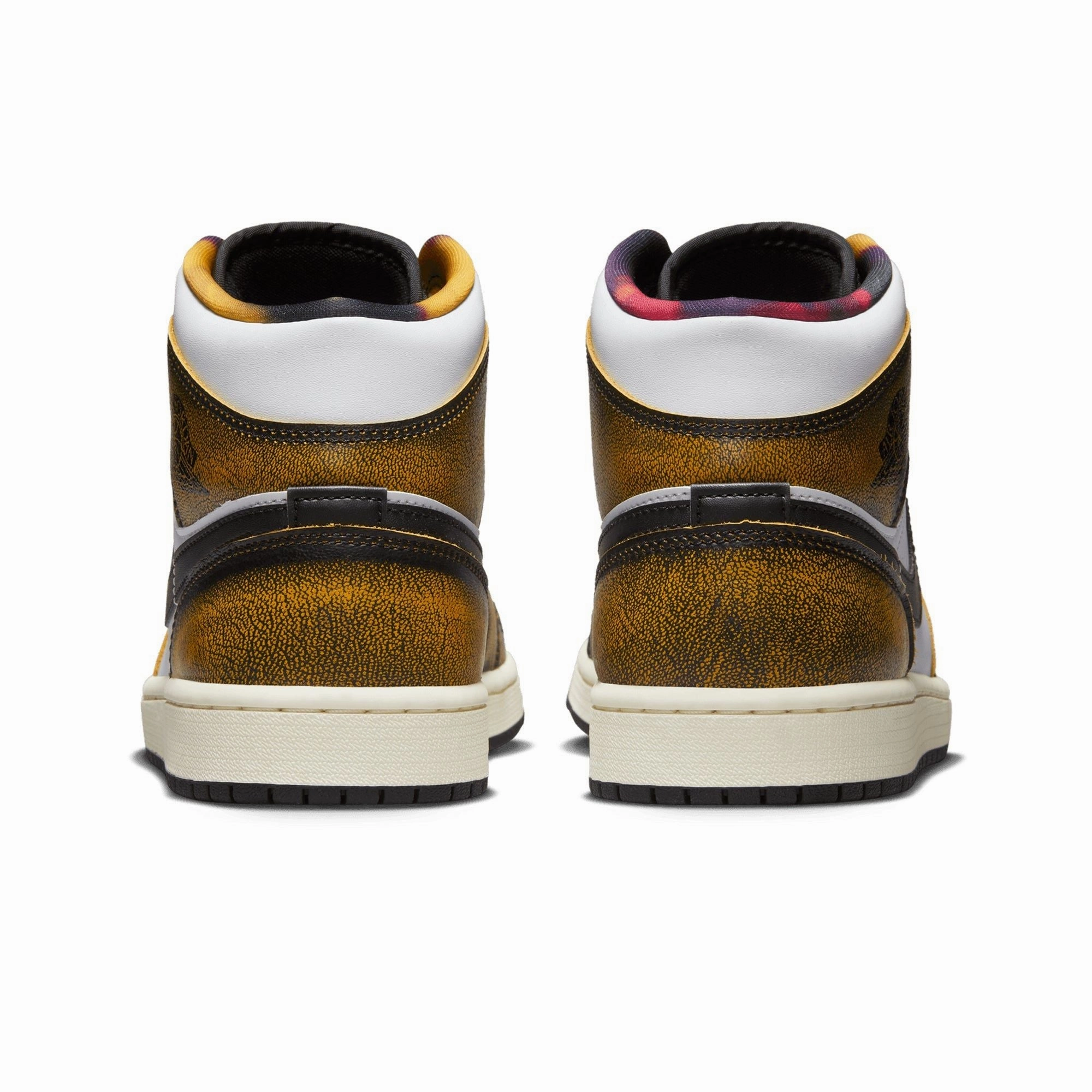 Workout Friendly Grip Enhancement Nike Men's Air Jordan 1 Mid SE Shoes - Black / White / Sail / Taxi