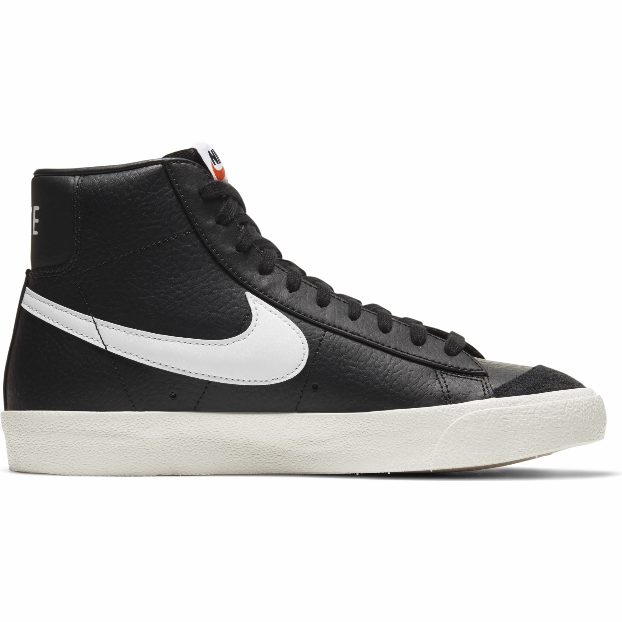 running sneakers Fit Lifestyle Nike Men's Blazer Mid '77 Vintage Shoes - Black / Sail