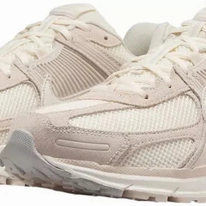 Durable Overlay Training Sneakers Nike Men's Zoom Vomero 5 Shoes - Light Orewood / Brown