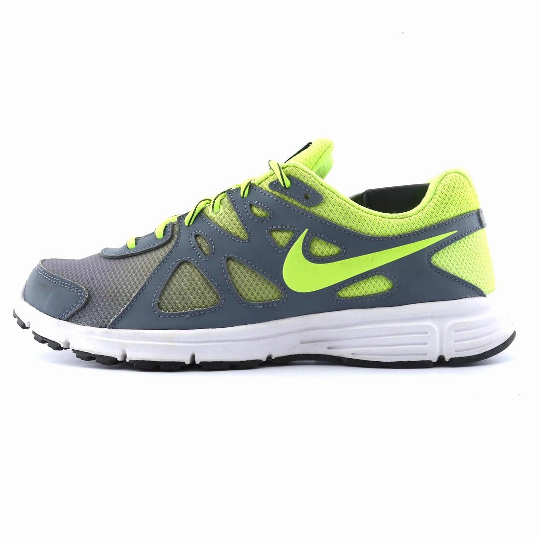 NIKE REVOLUTION 2 Dynamic Response Foam bootcamp running gear