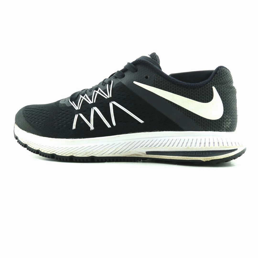 NIKE ZOOM WINFLO 3 running shoes for competitive female runners