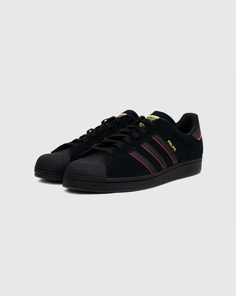 Step Control Stretch Entry Adidas Superstar ADV x Felipe Gustavo Shoe - Black/Scarlet/Gold