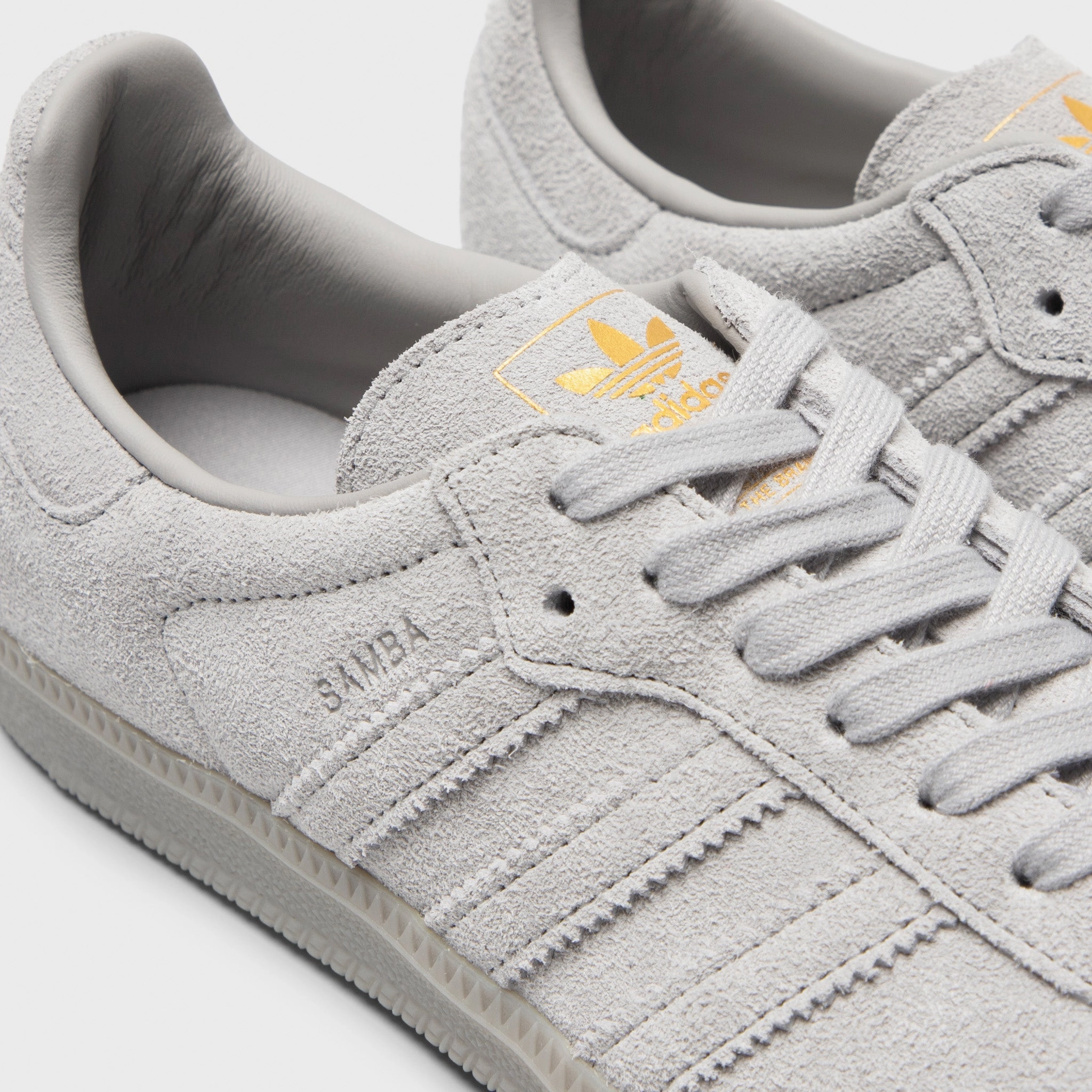 Stylish Comfort Adaptive Shape adidas Originals Samba OG Grey / White - Gold